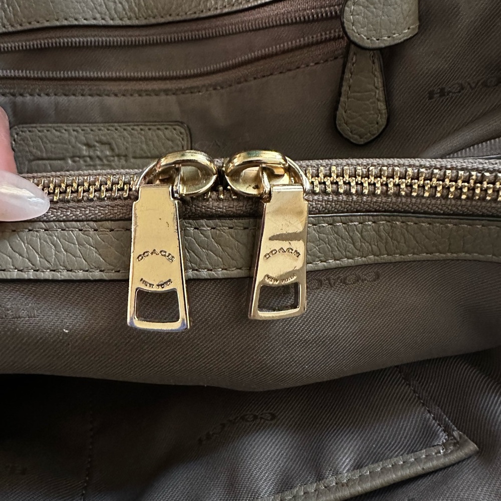 EUC Coach satchel - Picture 11 of 15